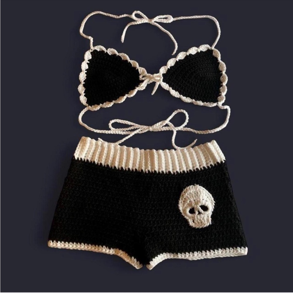 crochet 2 piece black and white bikini top and skull shorts matching